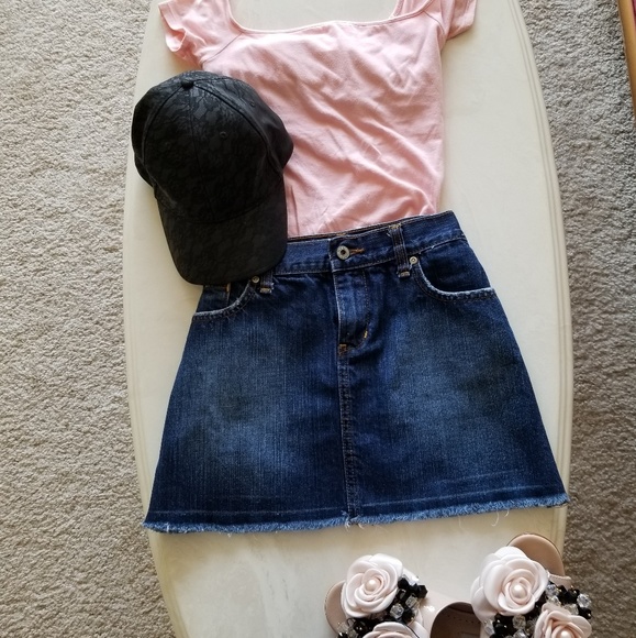 Old Navy Dresses & Skirts - WILL DONATE LAST CALL NWOT Old Navy 100% Cotton Denim Skirt size 4